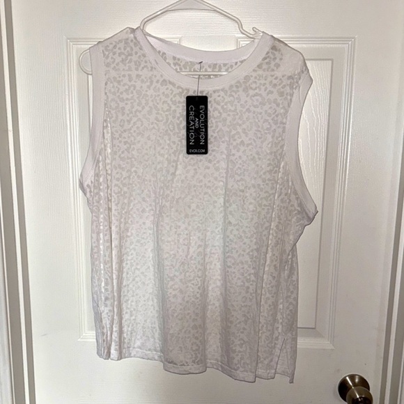 NWT Evolution and Creation white top - Picture 1 of 5